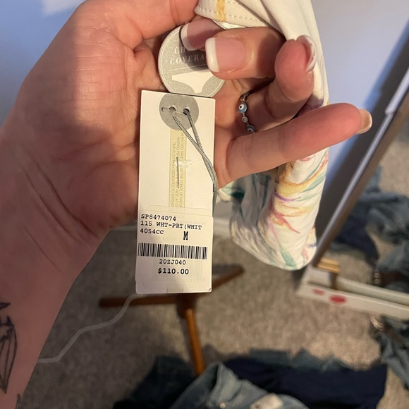 O’Neil one piece - Picture 3 of 3